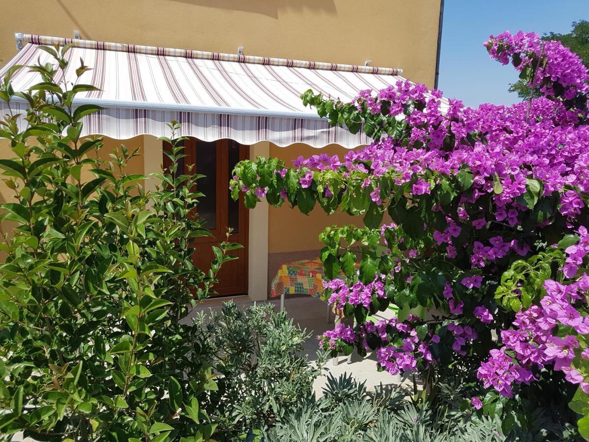 Apartman Mi Нерезине Экстерьер фото